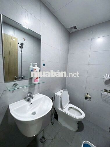 Bán gấp căn góc 2PN2WC full nội thất, view đẹp, SHR