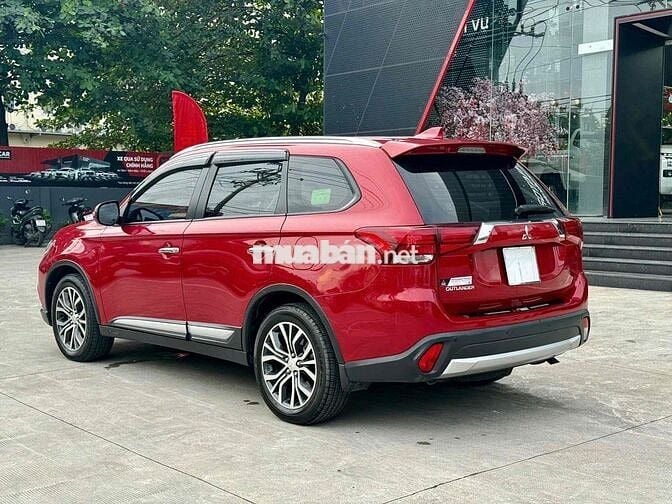 Mitsubishi Outlander 2018 siêu siêu lướt