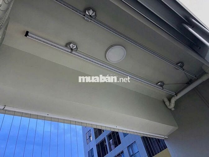 Bán gấp căn góc 2PN2WC full nội thất, view đẹp, SHR