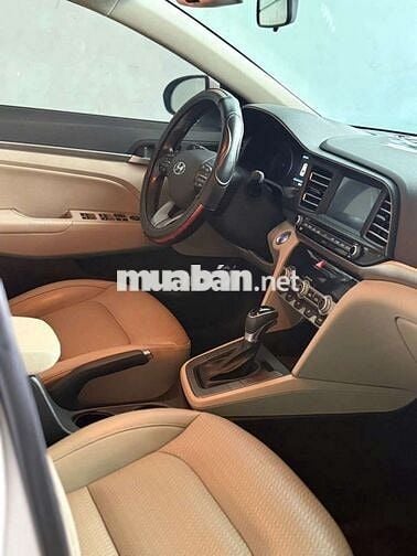 Sản xuất 2020 2.0 AT - 80000 km xe quá mới