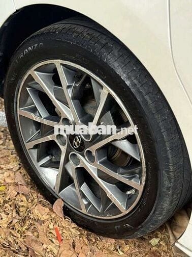 Sản xuất 2020 2.0 AT - 80000 km xe quá mới