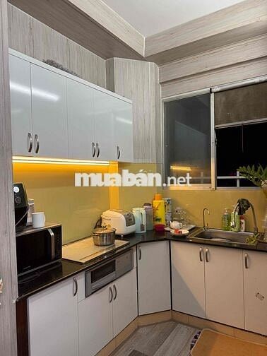 Cho thuê căn hộ 2PN Trung tâm Quận 8 full nội thất CC Bông Sao