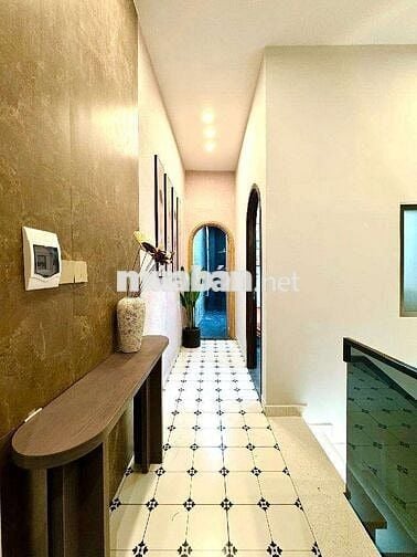 Nhà mặt tiền kinh doanh 3 phòng ngủ full nội thất đường Phạm Văn Chiêu