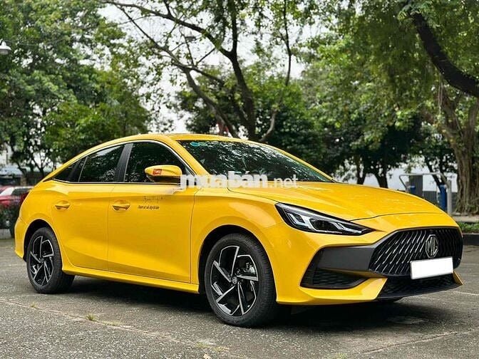 MG MG5 2024 Luxury 6000 km