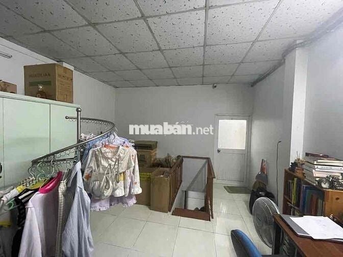 BÁN GẤP NHÀ CHÍNH CHỦGÒ VẤP 3T950 THƯƠNG LƯỢNG NỞ HẬU PHÁP LÝ CHUẨN