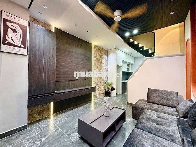 Nhà mặt tiền kinh doanh 3 phòng ngủ full nội thất đường Phạm Văn Chiêu