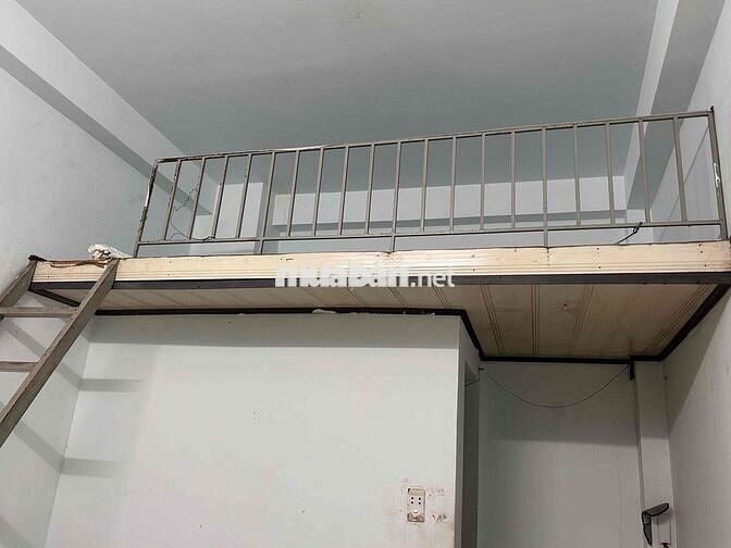 phòng trọ phan văn trị- bình thạnh( phòng đang trống)