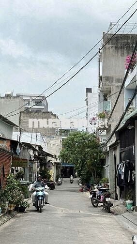 BÁN NHÀ 3 TẦNG 4X15 ĐƯỜNG 18B HẺM NHƯ MẶT TIỀN GIÁ 5,6TỶ TL