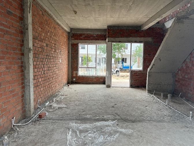 1.4 tỷ/căn Nhà phố Nhơn Trạch - Đồng Nai, kết nối cao tốc và sân bay