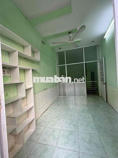 nhà cách đường Trần Phú q5 30m