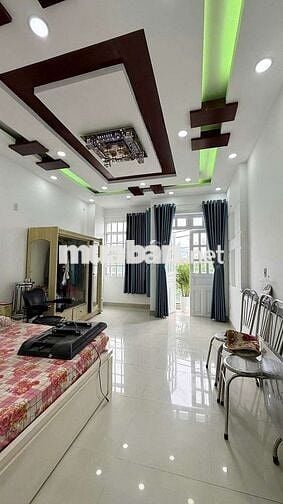 BÁN NHÀ 3 TẦNG 4X15 ĐƯỜNG 18B HẺM NHƯ MẶT TIỀN GIÁ 5,6TỶ TL