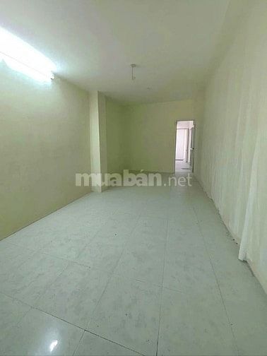 Cho thuê nhà mặt tiền đường Điện Biên Phủ, Phường 11, Quận 10