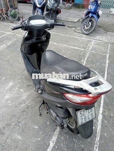 SYM Attila Victoria màu Đen