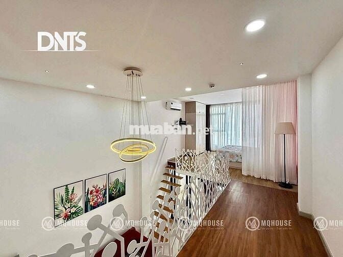 Căn Hộ Cao Cấp 2PN balcony cửa sổ view Thành Phố. Gần chợ Bến Thành