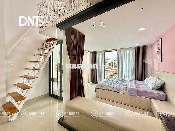 Căn Hộ Cao Cấp 2PN balcony cửa sổ view Thành Phố. Gần chợ Bến Thành