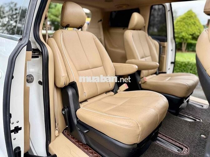 Kia Sedona 2017 bản full dầu - 80000 km Siêu Lướt