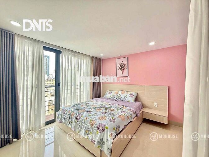 Căn Hộ Cao Cấp 2PN balcony cửa sổ view Thành Phố. Gần chợ Bến Thành