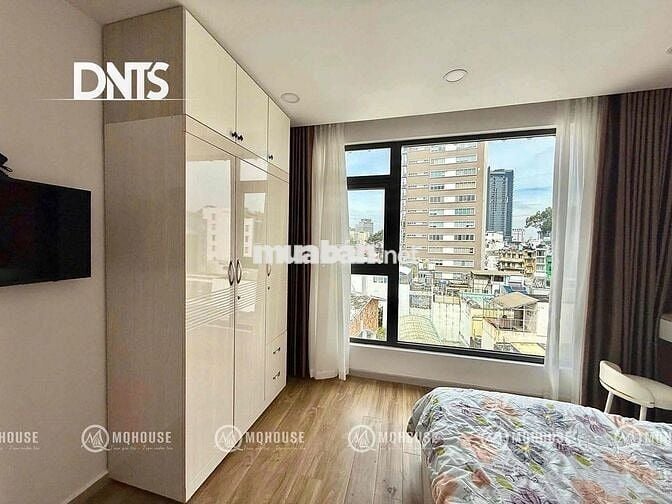 Căn Hộ Cao Cấp 2PN balcony cửa sổ view Thành Phố. Gần chợ Bến Thành