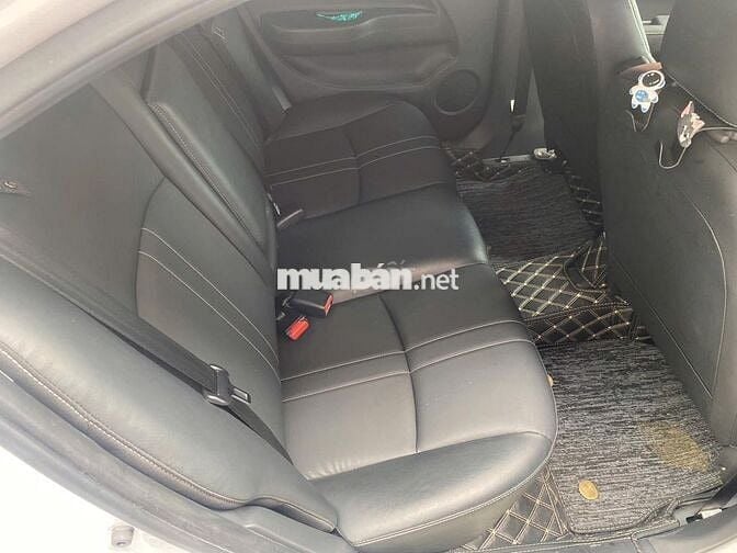 Mitsubishi Attrage 2023 premium màu trắng