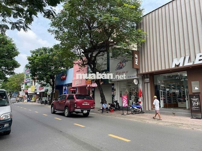 CHO THUÊ MẶT TIỀN LÊ VĂN SỸ P13 QUẬN 3 - 4x24 3 TẦNG GIÁ CHỈ 50 TRIỆU