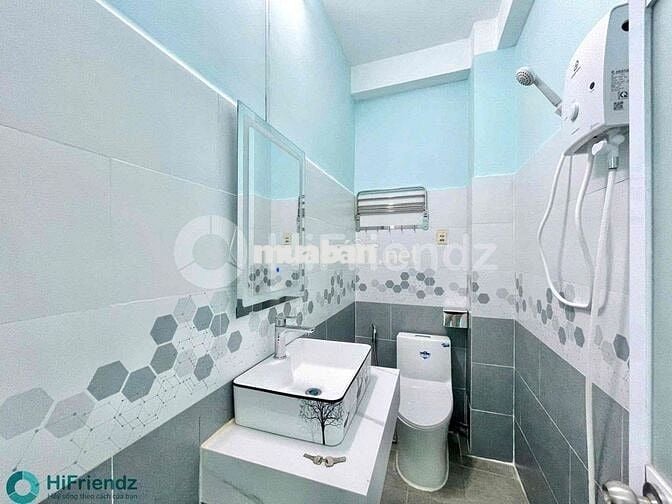 Cho thuê phòng BANCOL LỚN ngay ĐINH TIÊN HOÀNG Q1 gần BẾN NGHÉ , BASON