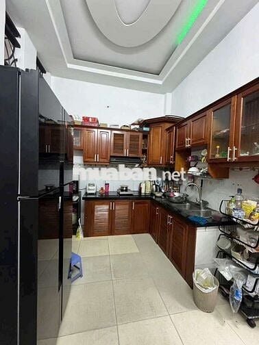 Chính chủ gỏi bán nhà mặt tiền 12 m, 1/đường Phan Văn Hớn