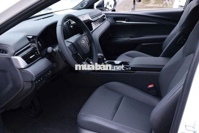 Camry 2.5HEV MID - HỖ TRỢ ĐẾN 100% THUẾ TRƯỚC BẠ