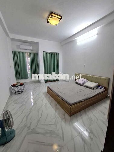 NHÀ MT TRUNG MỸ TÂY 03 XÂY Ở TẶNG FULL NỘI THẤT