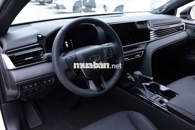Camry 2.5HEV MID - HỖ TRỢ ĐẾN 100% THUẾ TRƯỚC BẠ