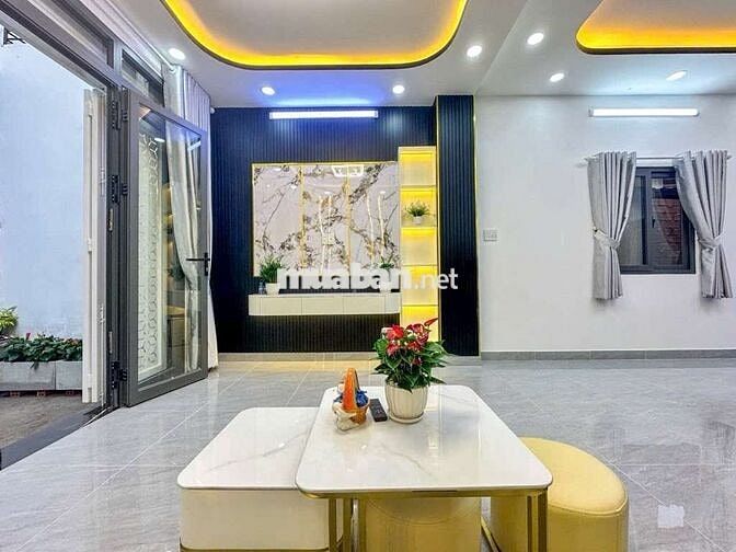 Bán nhà cấp bốn, DT 78m2, 3pn, Phú Xuân Nhà Bè, chỉ 3,99 tỷ.