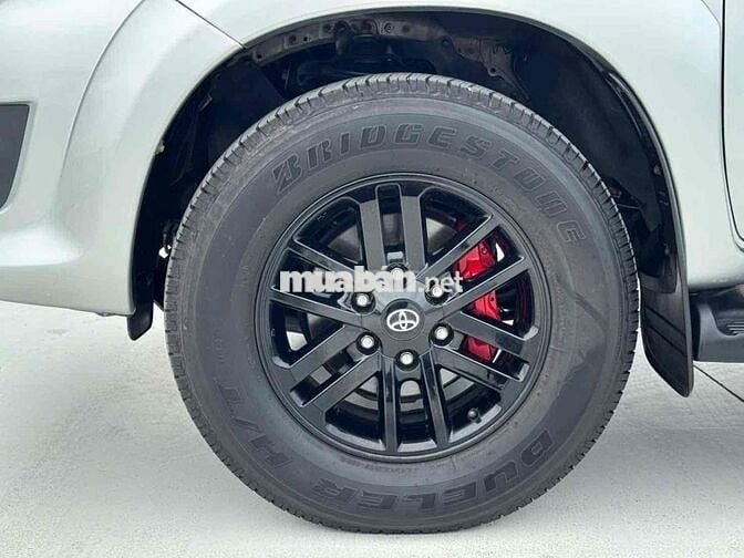 Toyota Fortuner 2016 2.7 Xăng Bạc