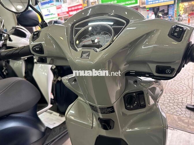 Vision 2023 Xám xi măng.xe siêu đẹp.BSTP 1 đời chủ