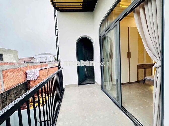 NHÀ FULL NỘI THẤT THÔN 2 CHÂU SƠN CƯ ÊBUR