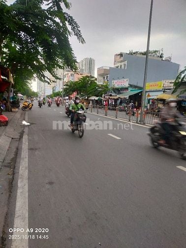 🌹Hot! Nhà mặt tiền Tạ Q Bửu, 600m2, sổ hồng riêng.