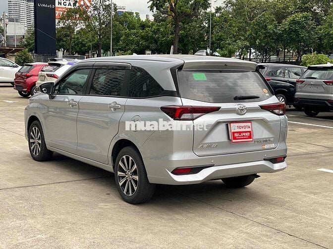 Toyota Avanza Premio 2023 CVT - 91000 km