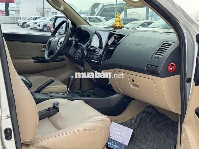 Toyota Fortuner 2016 2.7 Xăng Bạc