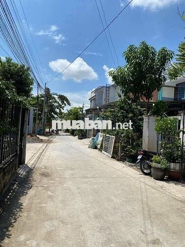 Tôi cần bán 5x22m thổ ấp Bình Tiền 1-DHH, giá 590tr Tl/SHR,ô tô ra vào