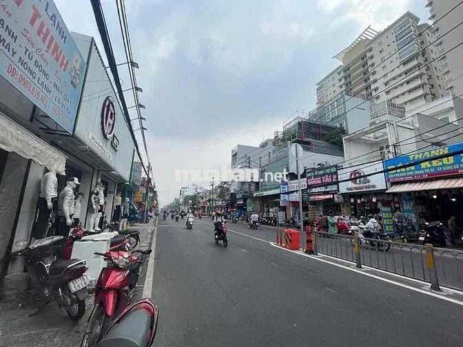 Nhà 3 tầng mặt tiền Hậu Giang-q6 sầm uất(4m x 31m)