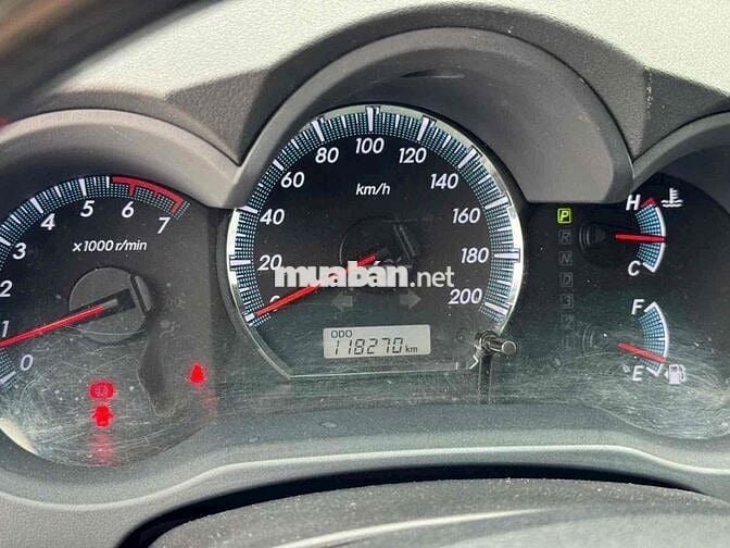 Toyota Fortuner 2016 2.7 Xăng Bạc