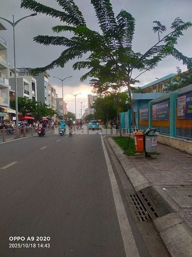 🌹Hot! Nhà mặt tiền Tạ Q Bửu, 600m2, sổ hồng riêng.