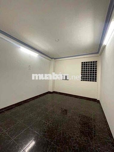 Nhà mặt tiền kd 5 tầng Hậu Giang-q6 ( 3,5m x 28m) khu vực sầm uất