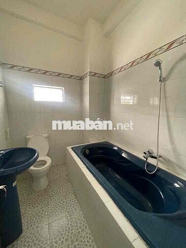 Nhà mặt tiền kd 5 tầng Hậu Giang-q6 ( 3,5m x 28m) khu vực sầm uất