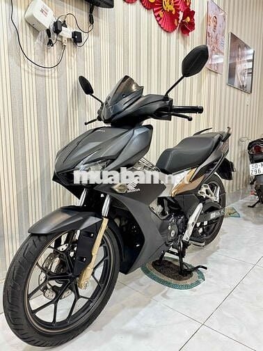 Winner X 2021 Abs smarkey