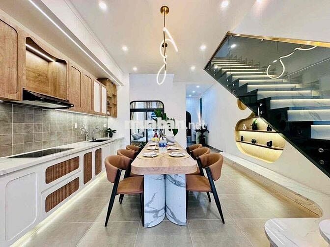 NHÀ FULL NỘI THẤT THÔN 2 CHÂU SƠN CƯ ÊBUR