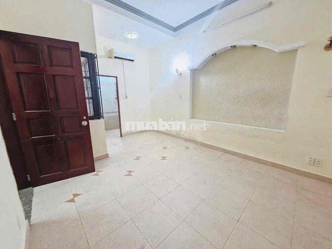 BIỆT THỰ CHO THUÊ Ở QUẬN 10 HẺM XE TĂNG