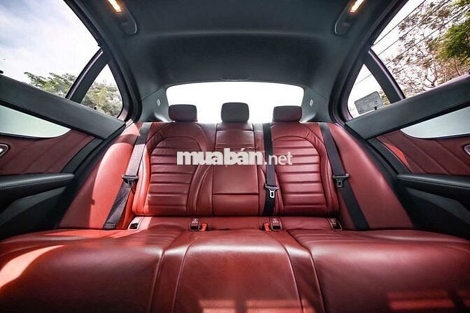 C300 AMG 2016 Đen nội thất đỏ siêu hiếm