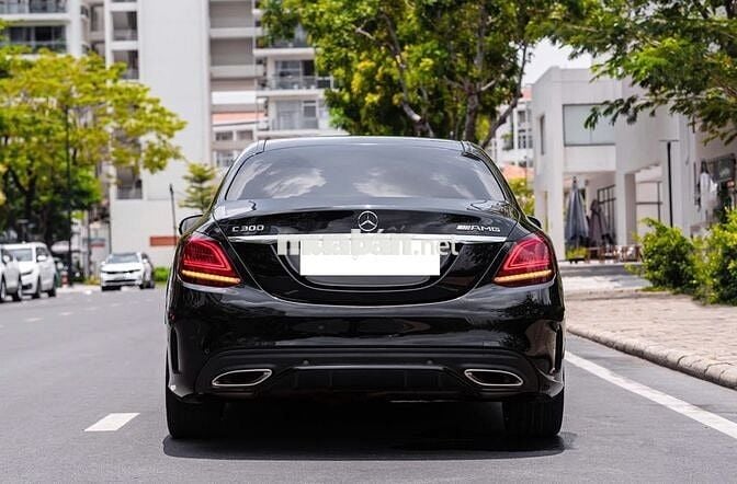 C300 AMG 2016 Đen nội thất đỏ siêu hiếm