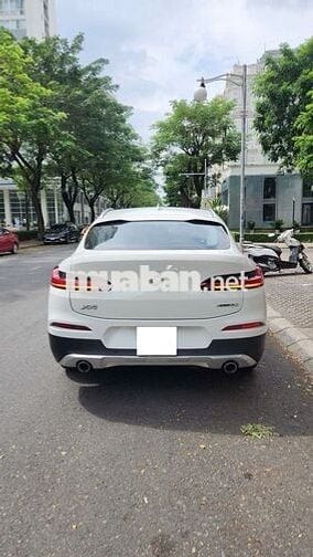 BMW X4 Xdrive20i sx2018 kiểu dáng Coupe thể thao
