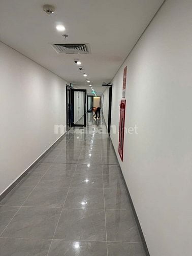 Sàn văn phòng hạng A 138-245m2 tại 136 Hồ Tùng Mậu bàn giao ngay