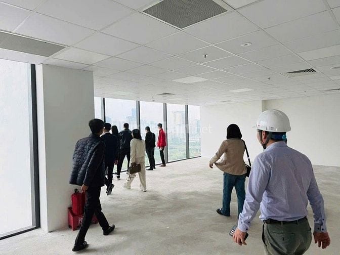 Sàn văn phòng hạng A 138-245m2 tại 136 Hồ Tùng Mậu bàn giao ngay
